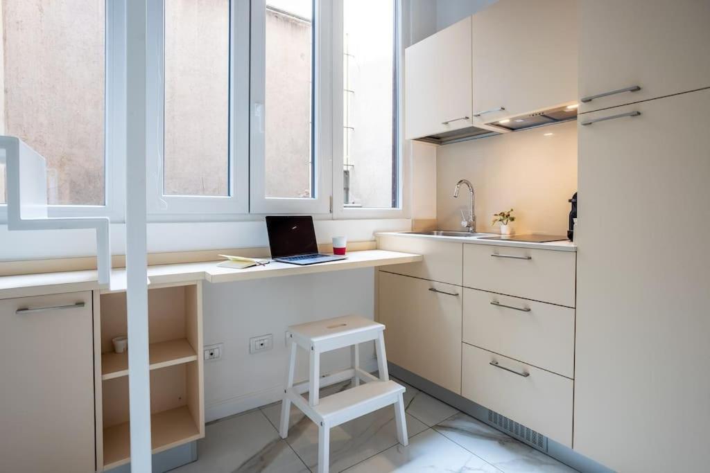 Duomo'S Nest - Central Mini-Apt Milano Eksteriør bilde